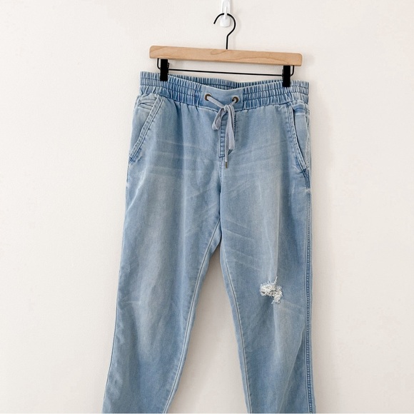 New York and Company Distressed Drawstring Denim Jogger Pants - Picture 2 of 7
